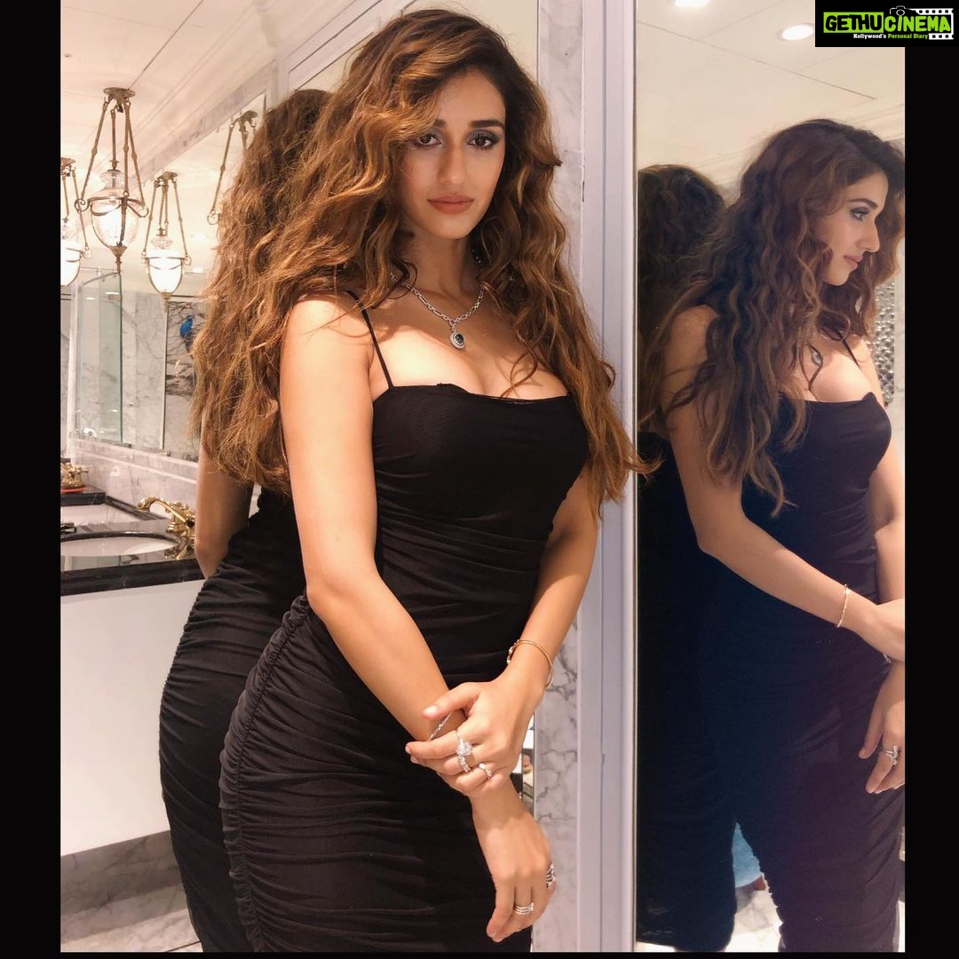 Disha Patani - 2.1 Million Likes - 🥀