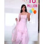Disha Patani Instagram - Thank you for the love ❤❤❤ I love you guyss so much🦋🦋 We are a 10 Million Insta Family now💪🏻💪🏻