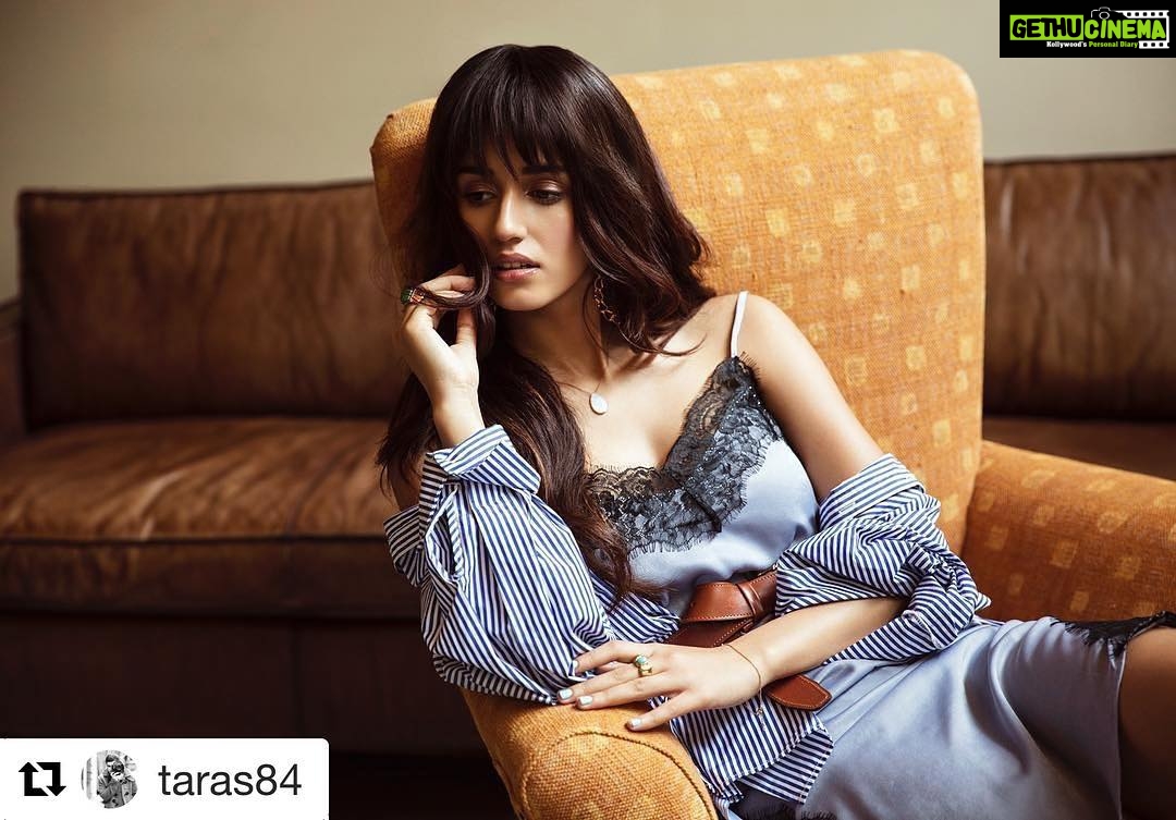 Disha Patani Instagram - #Repost @taras84 (@get_repost) ・・・ 📷📷 @dishapatani by @shaleenanathani @marcepedrozo @flaviagiumua for @Filmfare #dishapatani #taras84