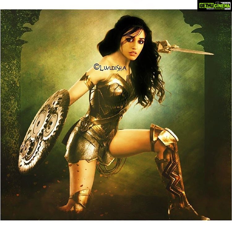Disha Patani Instagram - This is so cute @luvudisha ❤️❤️ #wonder woman 👯👯although nobody can take gal gadot's place, she is amazingg❤️❤️