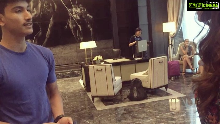 Disha Patani Instagram - What a sweet welcome to Malaysia, thank you dear for making my dear with your beautiful voice, god bless you🙏🏻🙏🏻
