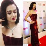 Disha Patani Instagram - @hellomagindia #vintagelook ❤️wearing @officialswapnilshinde assistance #pranal Jewellery #I Jetgems Shoes #Tresmode hair @mr.evrus makeup @flaviagiumua ❤️❤️🙏🏻