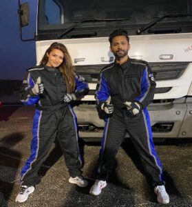 Divyanka Tripathi Instagram - After acing our #PartnerStunt & surviving a car crash...picture to banti hai 😍

#KKK11 #FearFactor #KhatronKeKhiladi11 @colorstv