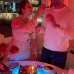 Divyanka Tripathi Instagram – Got a beyond perfect gift, when my birthday dinner turned into a dream date. Me – flattered!😍

#BirthdayDinner #InAbuDhabi #TheTimeIsNow 
@vivekdahiya @jumeirahsaadiyat @visitabudhabi Jumeirah at Saadiyat Island Resort