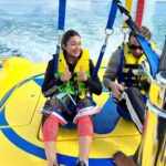 Divyanka Tripathi Instagram - This was a luxuriously seated adventure! Great beginning to whatever was coming next! 😍 Thank you VIV 😘 Abu Dhabi Parasail