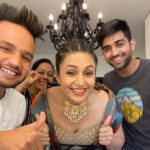 Divyanka Tripathi Instagram - Getting event-ready is teamwork & when the team is close to your heart- It's #Pawri ! #AfterPawri was at @marketcitykurla. Happy to be the Chief Guest at Power Woman Fiesta. It was a positive reminder for me- that as a woman I’m powerful, limitless and fearless! Wishing all women the same! @criessepr @redfeatherent @stylingbyvictor @sohail__mughal___ @vivekdahiya @sharukh_rocks902 @desaiu935 #Weighwhatmatters #PowerWomenFiesta2021 #WomensDay