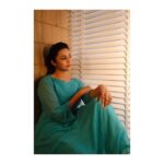 Divyanka Tripathi Instagram - I don't wanna look outside the window anymore. Wanna go out and play.