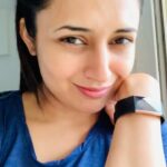 Divyanka Tripathi Instagram – कल फिर सवालों कि एक लहर सी उठी.
लो ! अनजाने में एक और शायरी बन गई !
-दिव्यांका त्रिपाठी दहिया 

#ChhotiMotiShayari #AiseHi #NewAgeShayari
#TooteFooteAlfaaz #GehreGehreAhsaas