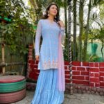 Divyanka Tripathi Instagram - Blue before #MondayBlues. 💙 Styled by @stylingbyvictor @sohail__mughal__ Outfit @kalkifashion Jewellery @adan_creation_