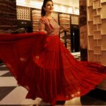 Divyanka Tripathi Instagram – Twirl when you want to…let your soul dance.

#RedAnarkali @kalkifashion 
Styling @stylingbyvictor #sohailmughal 
Photography @vivekdahiya Renaissance