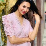 Divyanka Tripathi Instagram -