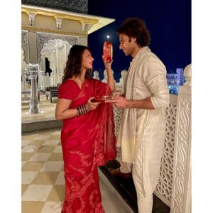 Divyanka Tripathi Instagram - My Karwachauth gift? YOU @VivekDahiya! I need no diamonds, need you by my side!♥️