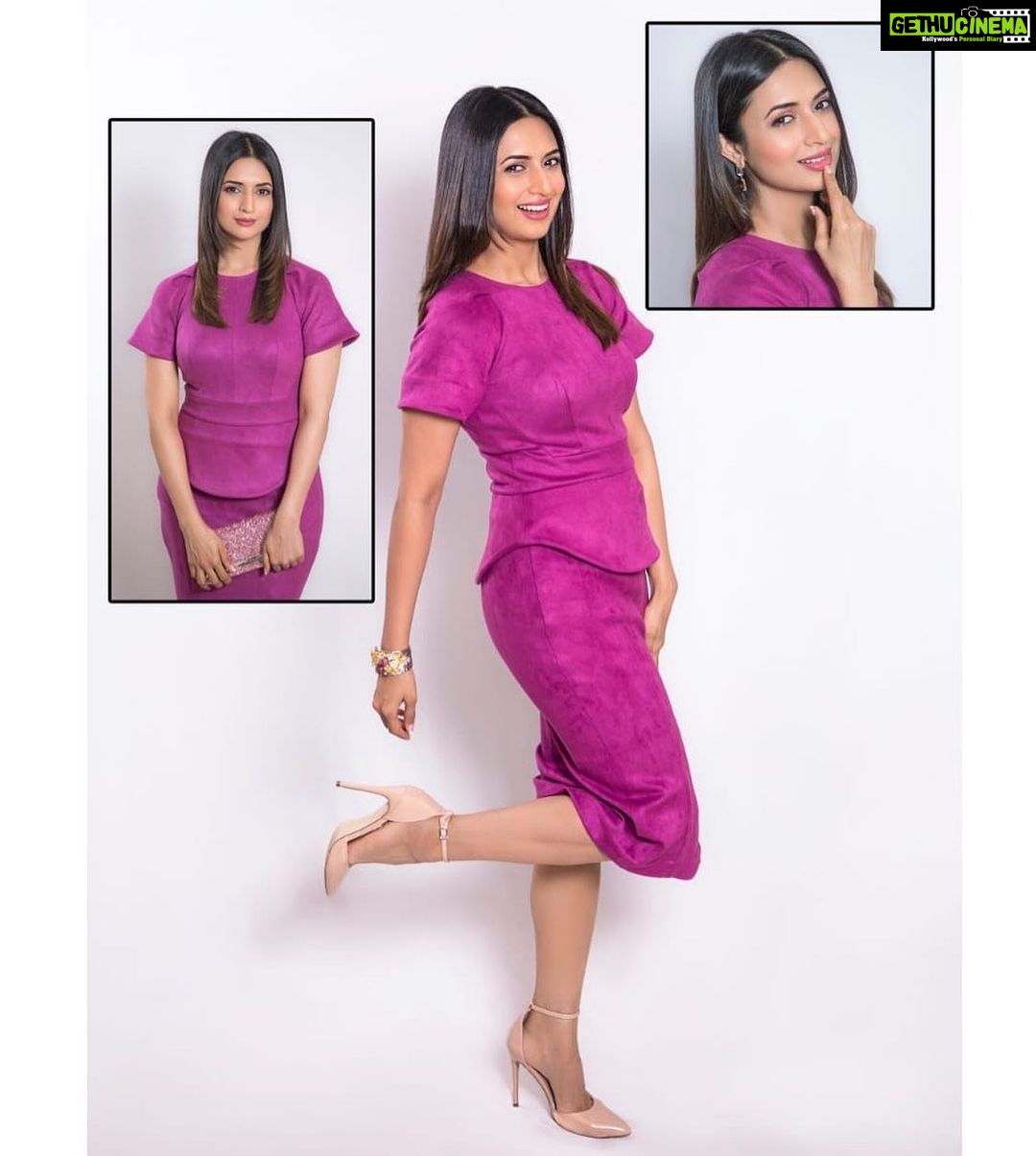 Divyanka Tripathi Instagram - #MoodBoard Wearing a bespoke @naumanpiyarji dark orchid pink peplum dress with structured box pleated sleeve Clutch- @jimmychoo Jewellery- @izaarajewellery Heels- @stevemaddenindia Styled by- @stylingbyvictor #sohailmughal Hair & Makeup- @manoj.regina @avinash.regina Photography @horilhumad