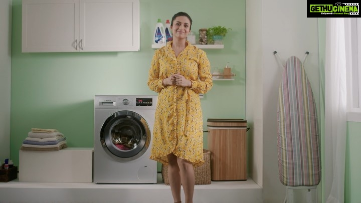 Divyanka Tripathi Instagram - Sarees can be washed in a BOSCH washing machine as it #CaresForWhatYouWear! Isn’t that amazing? Agar aap ko meri tarah saree pehne ka shauk hai, toh you know you need a machine like this one! With its "Anti-Tangle" technology, you can wash and wear sarees every day! Don't forget to tag @boschhomein and tell me how you take care of your favourite clothes using the hashtag #CaresForWhatYouWear!