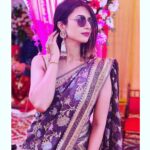 Divyanka Tripathi Instagram – Yeh Dhoop hai ya Style teri!😎