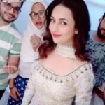 Divyanka Tripathi Instagram - Eid Mubarak ~ Team Divyanka