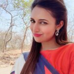 Divyanka Tripathi Instagram - Weather is a state of mind. My smile suggests it's spring! #MentalWeather #SummerReady