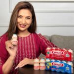 Divyanka Tripathi Instagram – With my fast-paced lifestyle, it becomes super difficult for me to keep a check on my health. 
Yakult, the probiotic fermented milk drink, does the work for me as it builds immunity and aids digestion by increasing good bacteria in the intestine.
I firmly believe a Healthy Gut = A healthy You. 
Yakult is my go-to drink every single day. 

#YakultIndia #Probiotic #Immunity #LoveYourIntestine #Health #LcS