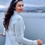 Divyanka Tripathi Instagram - When it's too cold...wear your warmest smile 😊