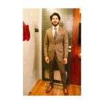 Dulquer Salmaan Instagram - Fine won’t laugh then ! #jeezgivetheguyabreak #cantevenlookhappythesedays Suit : @gatsby.aliph Shirt : @tommyhilfiger Shoes : @berleighluxury Pocket square : @thetiehub Styled by : @abhilashatd Assisted by : @dipteeagarwal