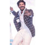 Dulquer Salmaan Instagram – @osmanabdulrazak this first pic seems the best way to represent #OAR ! Thank you @worldwidefilmsllc for a great event ! Thank you to the wonderful people of Dubai for all the love you showered on #oruyamandanpremakadha during our music launch ! Also @novocinemas for hosting us at @ibnbattutamall and being so warm and kind ! It was an amazing evening and I had the best time ! 📸@redxmedia
#promos #releaseafterforever #beforehespeakhissuitbespoke #trademarksteps #sonotadancer #audiencesolovely #puttingupwithme