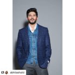 Dulquer Salmaan Instagram - #Repost @abhilashatd Loved this photoshoot we did for #Karwaan promotions !! @abhilashatd rocked the styling on this one with the interesting layering ! Vaishnav loved shooting with you @thehouseofpixels ! Jacket : @gant Denim jacket : @levis_in @levis Shirt : @marksandspencerindia Pants : @stage3social Shoes : @devida_official Styled by : @abhilashatd Assisted by : @yashita_goyal Image : @thehouseofpixels #tryingtolooksmug #orsomething #layers #denim #sleeptypingthishashtag