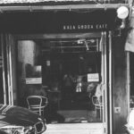 Dulquer Salmaan Instagram - Throwback Mumbai ! Can see my shirt. But those legs ain't mine 😂😂 ! #KGCafe #Fort #favouritepartofbombay #SoBo #LoveCafes