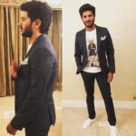 Dulquer Salmaan Instagram – Had the most incredible time last night at the AR Rahman show in Sharjah ! It was just world class ! Thank you Mathrubhumi and Club FM for inviting me to the event. And for giving me the best seats in the house ☺☺👏🏻👏🏻 Wearing a @paulsmithdesign suit & pocket square and a @fightingfame t shirt ! Styled as always by @kalyanidesai