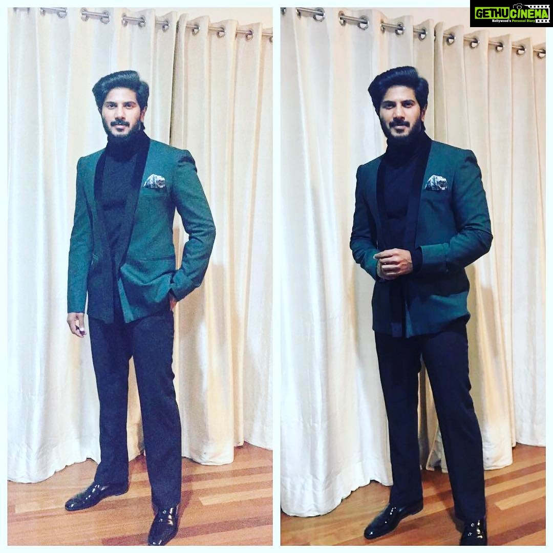 Dulquer Salmaan Instagram - Had a super fun night at the Asianet Awards ! Felt really special to win the Critics Best Actor Award for #Kali and #Kammattipaadam ! 2016 gave me some amazing films and opportunities, here's hoping 2017 is even better ! Wearing an @sshomme suit with a @tommyhilfiger jumper styled by @kalyanidesai