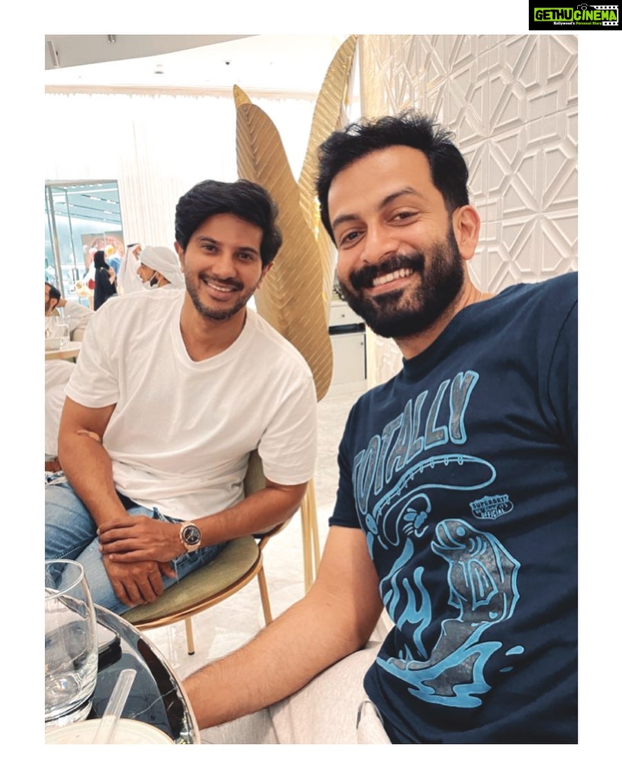 Dulquer Salmaan Instagram - Wishing you the happiest birthday P ! We so cherish having you sups and ally in our lives. May this be another fabulous year for you. In both films and quality time with the girls. Love and prayers always. @therealprithvi 📸 @supriyamenonprithviraj #happybirthdayP #superstar #brother #goodtimesalways #missedthebirthdaybash #waitingtohangout