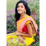 Eesha Rebba Instagram - Andariki Sankranthi subhakanshalu 🌸🌸😁