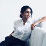 Eesha Rebba Instagram - ❤️ ‪Beauty is not about looks, clothes or makeup. True Beauty comes from being yourself. ❤️🤗 📸 @jitendrabhagavatula #GoodMorning 🌞 #MondayMotivation #BeYourself 💃‬