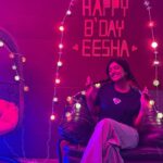 Eesha Rebba Instagram - I love you sooooooo much my darlings Thank youuu soo much for the surrrpriseee ♥️♥️😘😘😘😍😍😍😍 @shivani_rajashekar1 @shivathmikar 🤗💃🏻 I’m feeling shyyyy 🙈 #eesharebba