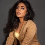 Eesha Rebba Instagram - 💫 A golden state of mind! . . 📸 @chinthuu_klicks #eesharebba #happyweekend