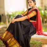 Eesha Rebba Instagram - Andariki Dussehra subhakanshalu ❤️ . Costumes - @ivalinmabia Photographer - @camerasenthil Makeup - @anjusartistry Shoot organized by @rrajeshananda