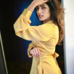 Eesha Rebba Instagram - 🐥🐥 Outfit: @houseofshachi Styled by @officialanahita Assisted by @khushibagga04 Jewellery: @accessoriesbyanandita Pic: @seethauday Makeup : @venkateshparam Hair : vamshi #eesharebba