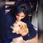 Eesha Rebba Instagram - ❤️🐶 #pawslove🐾 #worldanimalday #doglover #animallove @dogs.lovers @dogsofinstagram @pawschicago @pawsomecouture