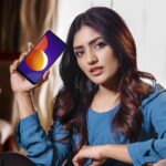 Eesha Rebba Instagram - Hey @SamsungIndia, just got the latest Monster, the #GalaxyM12. And I’m super excited to take up the #MonsterReloaded Challenge – Outrun the M12. More so because I’ll be running a relay race with Team M12. It’ll be fun to outrun the 6000mAh Battery of the #SamsungM12 that’s been reloaded with an 8nm Processor, a True 48MP Camera and 90Hz Refresh Rate. We are coming for you, Monster. Stay tuned, y’all! To follow the challenge go to @SamsungIndia and to get notified go to @amazondotin. Launching on 11th March, 12 noon! #eesharebba