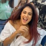 Genelia D’Souza Instagram – When shooting happens after forever and the girl gang is back..
@chandnidholakia1989 
@beautybyaudreysangma 
@karishmagulati 
@seemaphadtare35