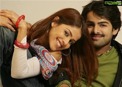 Genelia D'Souza Instagram - Dearest @ram_pothineni ... that’s a picture from Ready just to remind you that we need to click more pictures.. He he he.. Jokes apart, most often while filming we meet super people and have great experiences but somehow once it’s done,, we loose touch and although the fondness always remains, life takes on and it just gets too busy but you my friend are the perfect example of investing in friendship and letting the other know, that it doesn’t have to be everyday that one keeps intouch but rather that whenever you do, you take off from where you left.. Thank you for all the love you give my boys and my family, we absolutely adore you.. #HappyBirthdayRam