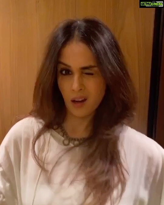 Genelia D'Souza Instagram - Here you go @shairaahmedkhan #BhankasDanceChallenge #Baaghi3 I nominate my good friend @ashishchowdhryofficial