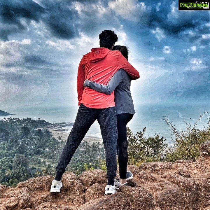 Genelia D'Souza Instagram - Dearest Forever, Grow old along with me, I promise the best is yet to comeโค๏ธ Happy Anniversary @riteishd Just to let you know I Love being my Husbandโs wife ๐๐๐๐๐๐. #since2002โค๏ธ