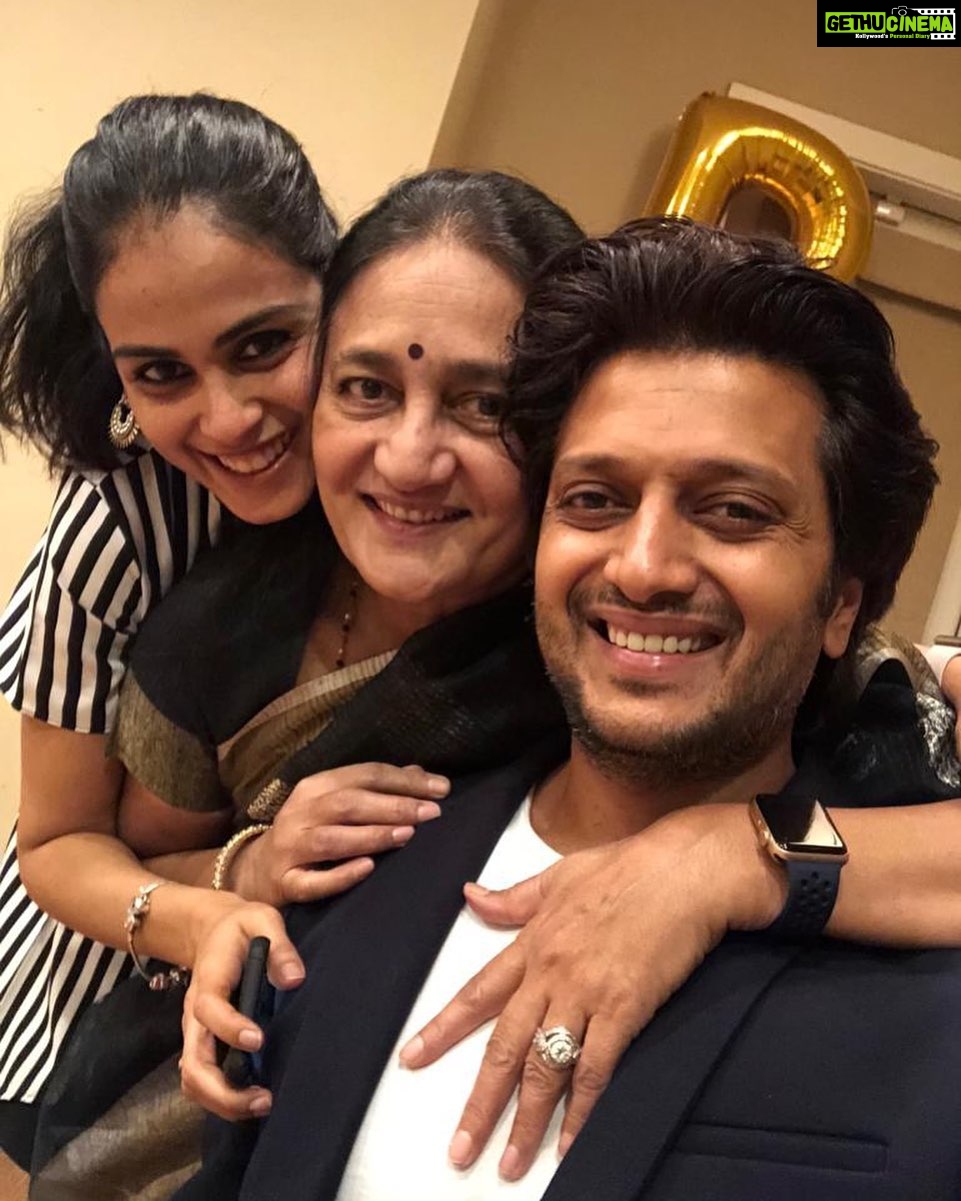 Genelia D'Souza Instagram - Dearest Aai .. I wish you a happy birthday and I hope that all the best things only come your way.. Making you proud of us, is our mission at home.. Thank you for being such an amazing inspiration to us.. How blessed and fortunate Am I, that you are not only his mother but my friend.. Love you and aspire to always be like you ... Happy Birthday Aai ❤️