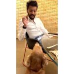 Genelia D'Souza Instagram - @riteishd was eating his @imaginemeats seekh kebabs, ( it literally was his last bite) Flash Deshmukh was as usual his dinner companion and Flash is almost a 90 percent plant based dog, that I think is because his family is plant based, so no meat allowed.. But when the Seekh was brought in he could smell it and was excited as ever that he cried and cried and wanted to eat it.. Made me feel good because even Flash thought it was the real deal.. Eat your meat - Just eat it guilt- free💚 N all the animals will have your back.. Www.imaginemeats.com #Truestory #nopaidadvertising 😜