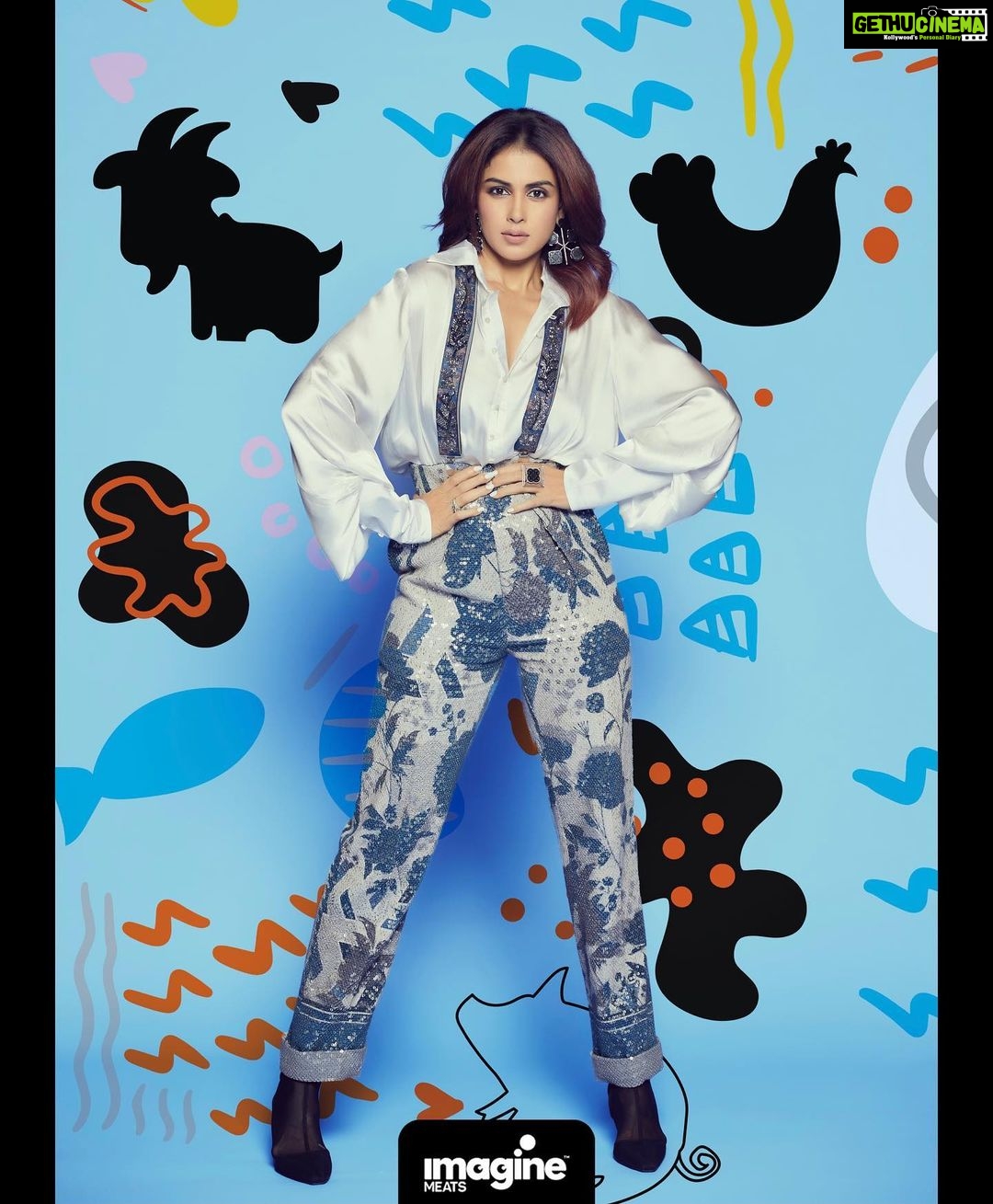 Genelia D'Souza Instagram - “Ethical is the new normal” @imaginemeats Outfit - @nikitamhaisalkar Jewellery - @azotiique Styled by - @karishmagulati Photography - @kvinayak11 Hair - @placidsalon Makeup - @nehaseehra
