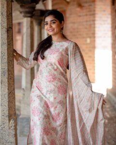 Gouri G Kishan Instagram - Life is too short to be busy.

 •@magizham_boutique • @kiransaphotography • @priyadharshini.makeupartist• @mani_hairstylist •