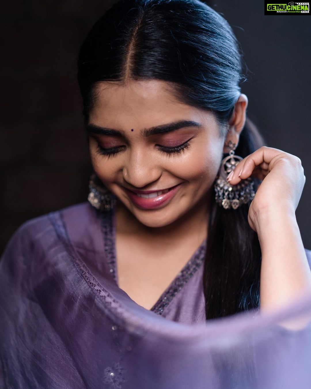 Gouri G Kishan - 161.9K Likes - Monochromes 🕊
Styled by @shruthimanjari
HMAU by @mag_makeovers
Couture by @rhuaofficial
Earrings by @sangeetaboochra
Photography by @nirveshmadhav