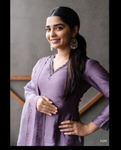 Gouri G Kishan Instagram - Mirror work all the way 🎭

Styled by @shruthimanjari 
HMAU by @mag_makeovers 
Couture by @rhuaofficial 
Accessories by @sangeetaboochra 
Photography by @nirveshmadhav