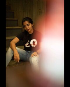 Gouri G Kishan Instagram - Donning an @aintmytypeco tee 💁🏻‍♀️

 📷 - @aj_ajay_kumar