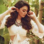 Hansika Motwani Instagram - 🍀🌿 • • • Styled by @begborrowstealstudio Outfit by @divyabydivyaanand Make up - @reshmaamerchant Hair - @sankpalsavita 📸 - @pauldavidmartinphotography